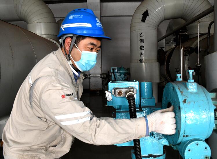 大唐琿春發(fā)電廠(chǎng)張志陽(yáng):破解難題 穩(wěn)定供熱抗疫情