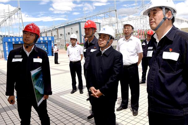 南方電網(wǎng)公司董事長(zhǎng)、黨組書記孟振平赴云南調(diào)研