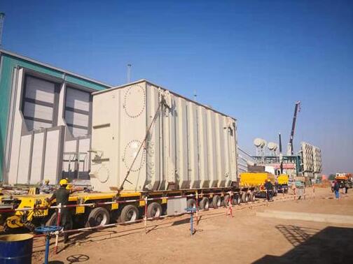 穿越1300公里，默拉直流項(xiàng)目重大件設(shè)備運(yùn)輸成功完成