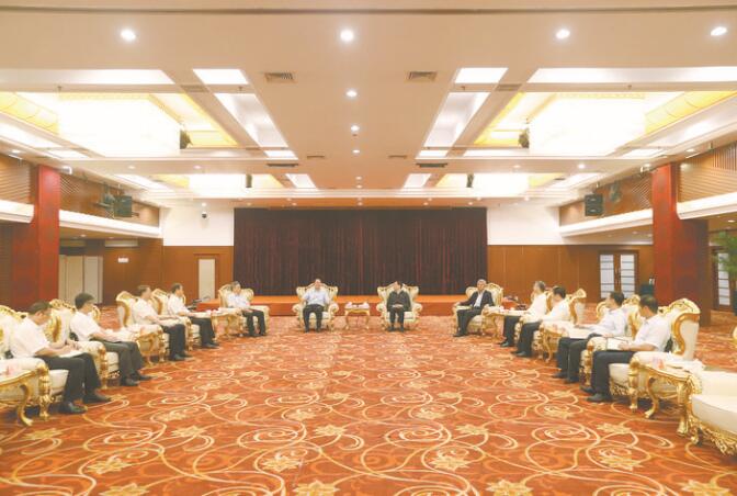 河南省委書(shū)記王國(guó)生、省長(zhǎng)尹弘會(huì)見(jiàn)國(guó)家電網(wǎng)董事長(zhǎng)、黨組書(shū)記毛偉明