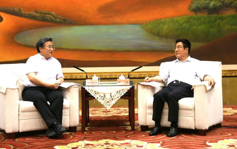 中核集團黨組書記、董事長余劍鋒與甘肅省委書記林鐸會談