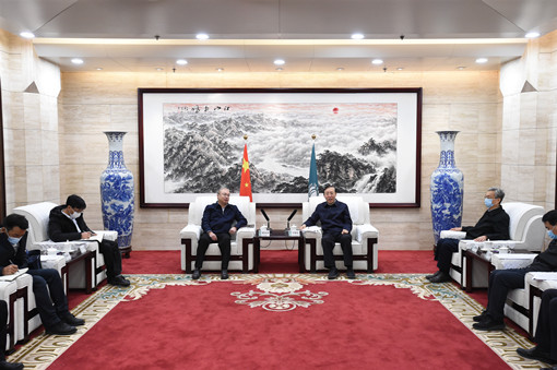 國家電網(wǎng)公司總經(jīng)理、黨組副書記辛保安會(huì)見西藏自治區(qū)副主席張永澤