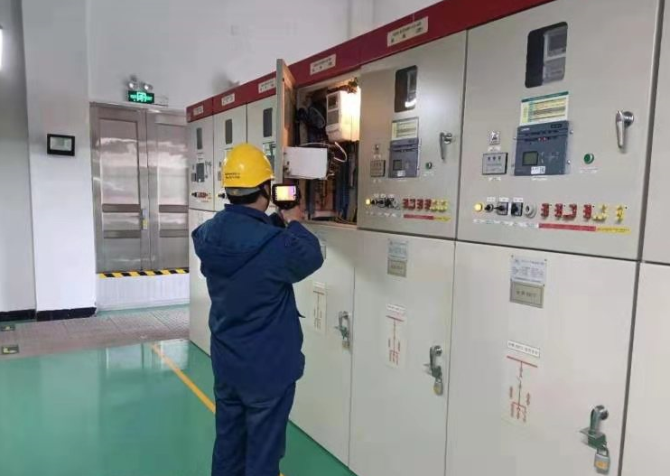 國網(wǎng)慈溪市供電公司用心巡視、及時(shí)消缺確保電網(wǎng)安全穩(wěn)定運(yùn)行