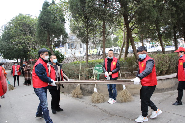 國網寧?？h供電公司：學雷鋒 青年在行動