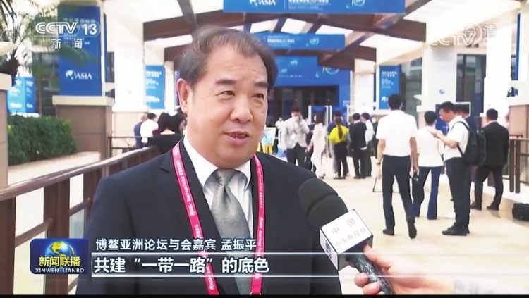 南方電網(wǎng)公司董事長、黨組書記孟振平接受央視《新聞聯(lián)播》采訪