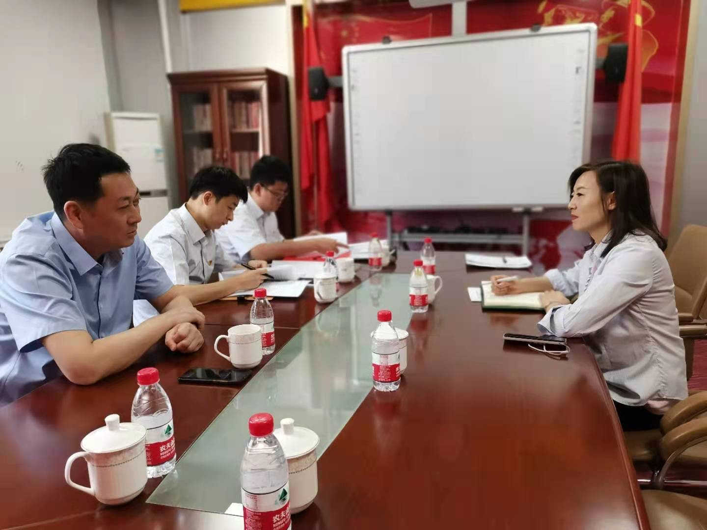 副局長(zhǎng)王永強(qiáng)到烏海電業(yè)局千里山分局開展黨史學(xué)習(xí)教育督導(dǎo)、領(lǐng)學(xué)