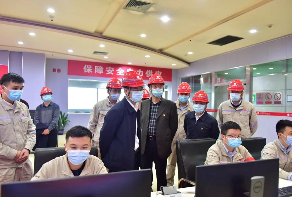 華銀電力賀子波、陳自強(qiáng)一行到湘潭發(fā)電公司調(diào)研