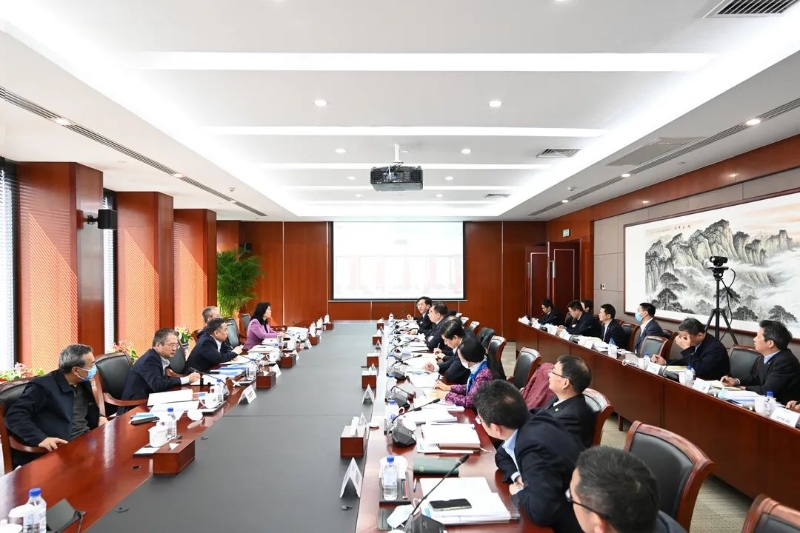 中國能建召開能源電力和水泥業(yè)務(wù)發(fā)展模式與競爭策略研究報(bào)告專家評審會