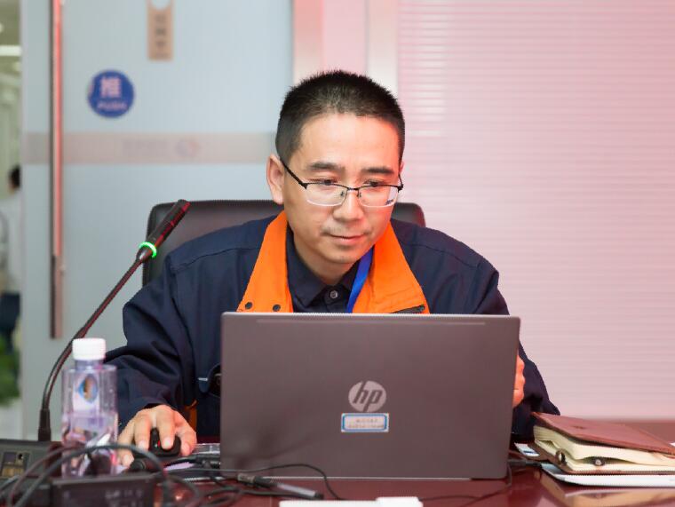 周效峰：半生矢志赴山河，鬢華雖改血仍殷