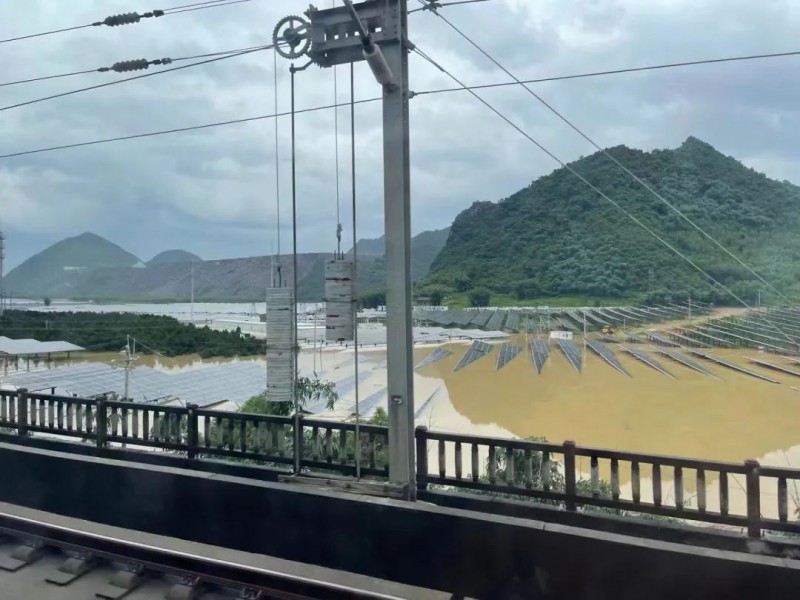 地面電站秒變漂浮電站，又一光伏電站被水淹！