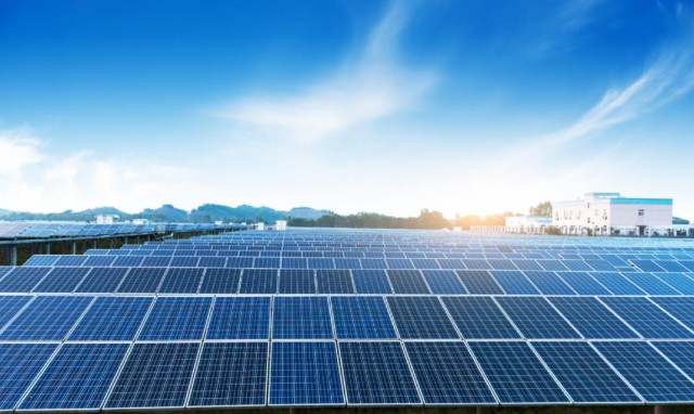 提高利用效率，優(yōu)化資源配置，光伏助力工業(yè)領(lǐng)域碳減排