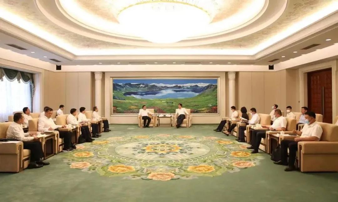 中國(guó)能建黨委書(shū)記、董事長(zhǎng)宋海良拜會(huì)吉林省委常委、長(zhǎng)春市委書(shū)記張志軍