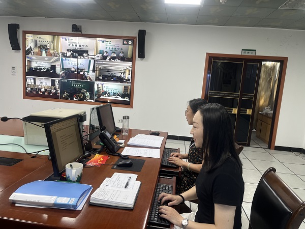 國(guó)慶我在崗，服務(wù)不打烊