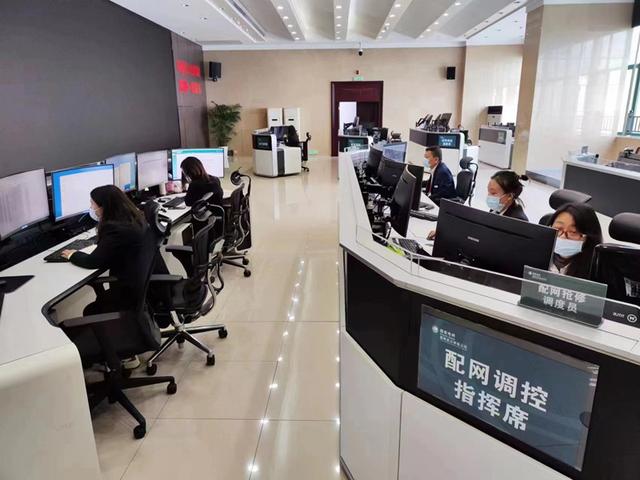 國網(wǎng)武漢供電公司保供不缺失、服務(wù)不打烊