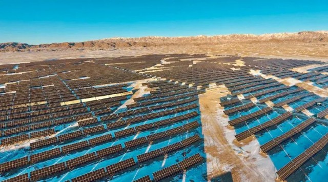 【索比月報(bào)】組件價(jià)格高位穩(wěn)，開工環(huán)比基本維持，產(chǎn)業(yè)鏈或?qū)⒂瓉碜兏铩?1月光伏組件市場(chǎng)總結(jié)