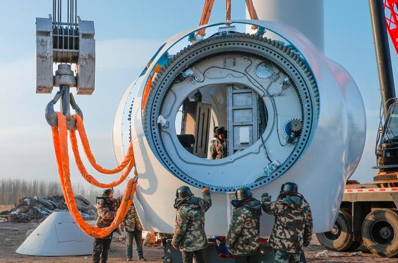 華能突泉30萬千瓦風(fēng)電項(xiàng)目建設(shè)現(xiàn)場(chǎng)