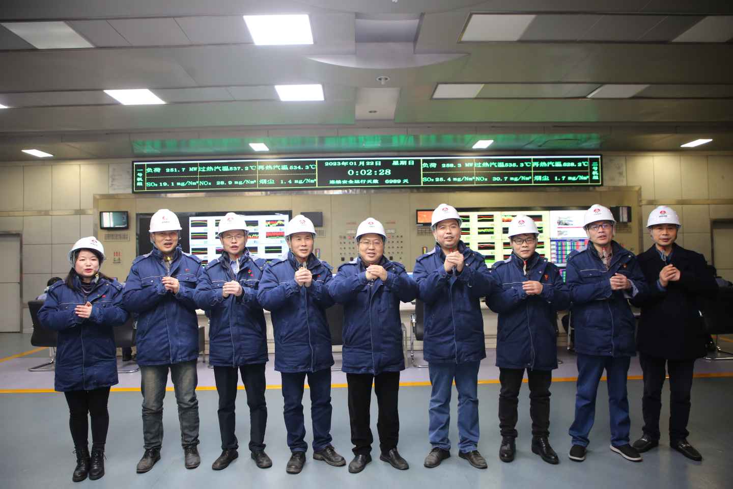 陜煤石電除夕慰問送溫暖，崗位堅(jiān)守幸?！巴谩保╰oo）