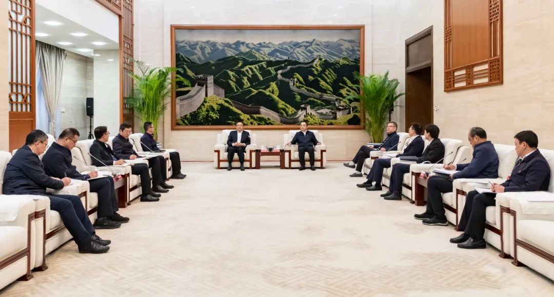 大唐集團(tuán)黨組書(shū)記、董事長(zhǎng)鄒磊會(huì)見(jiàn)哈電集團(tuán)黨委書(shū)記、董事長(zhǎng)曹志安