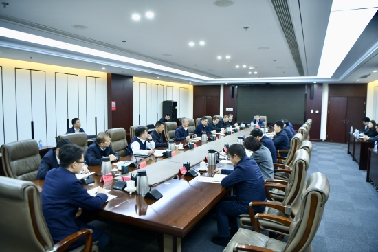 王斌與南昌市委常委、高新區(qū)黨工委書記王萬征會談