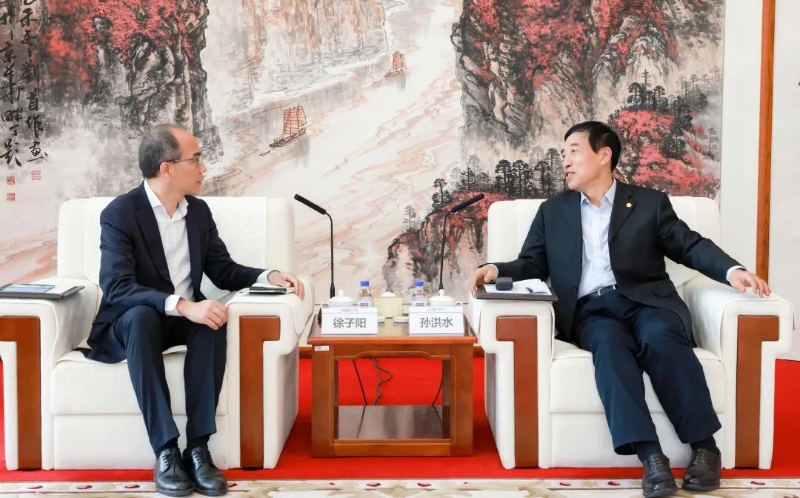 中國能建黨委副書記、總經(jīng)理孫洪水與中興通訊總裁徐子陽會(huì)談