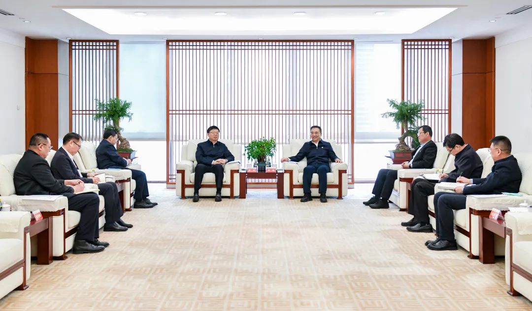 大唐集團(tuán)有限公司黨組書記、董事長鄒磊會見吉林省委常委、省委秘書長李偉