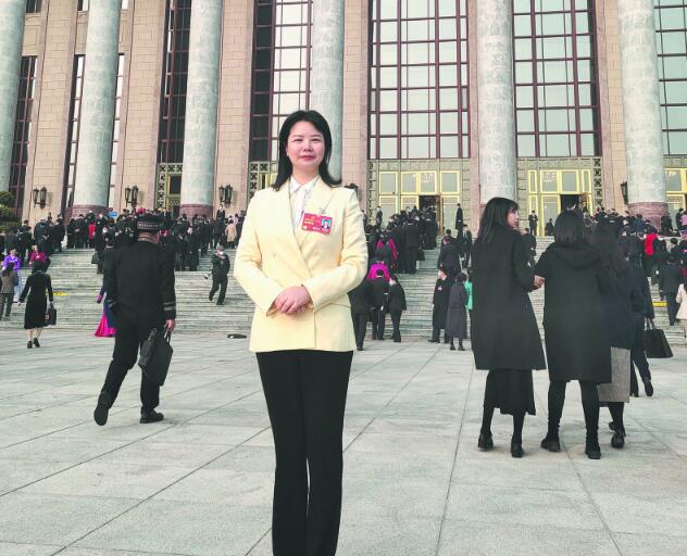 構(gòu)建產(chǎn)業(yè)創(chuàng)新生態(tài)環(huán)境 促進新能源汽車產(chǎn)業(yè)發(fā)展——訪全國人大代表、中創(chuàng)新航科技集團股份有限公司董事長劉靜瑜