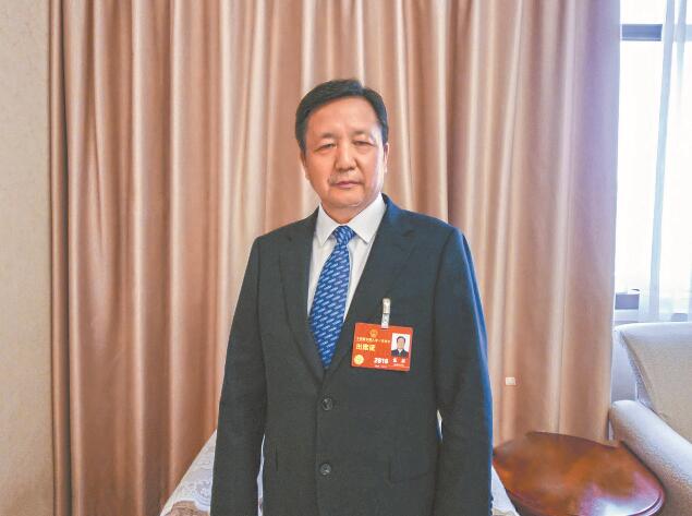 新型電力系統(tǒng)建設(shè)為電力裝備制造業(yè)帶來新機遇——訪全國人大代表，全國工商聯(lián)副主席，特變電工股份有限公司黨委書記、董事長張新