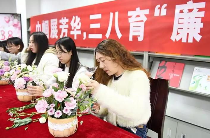 國(guó)網(wǎng)含山縣供電公司:巾幗展芳華 巧手育“廉”花