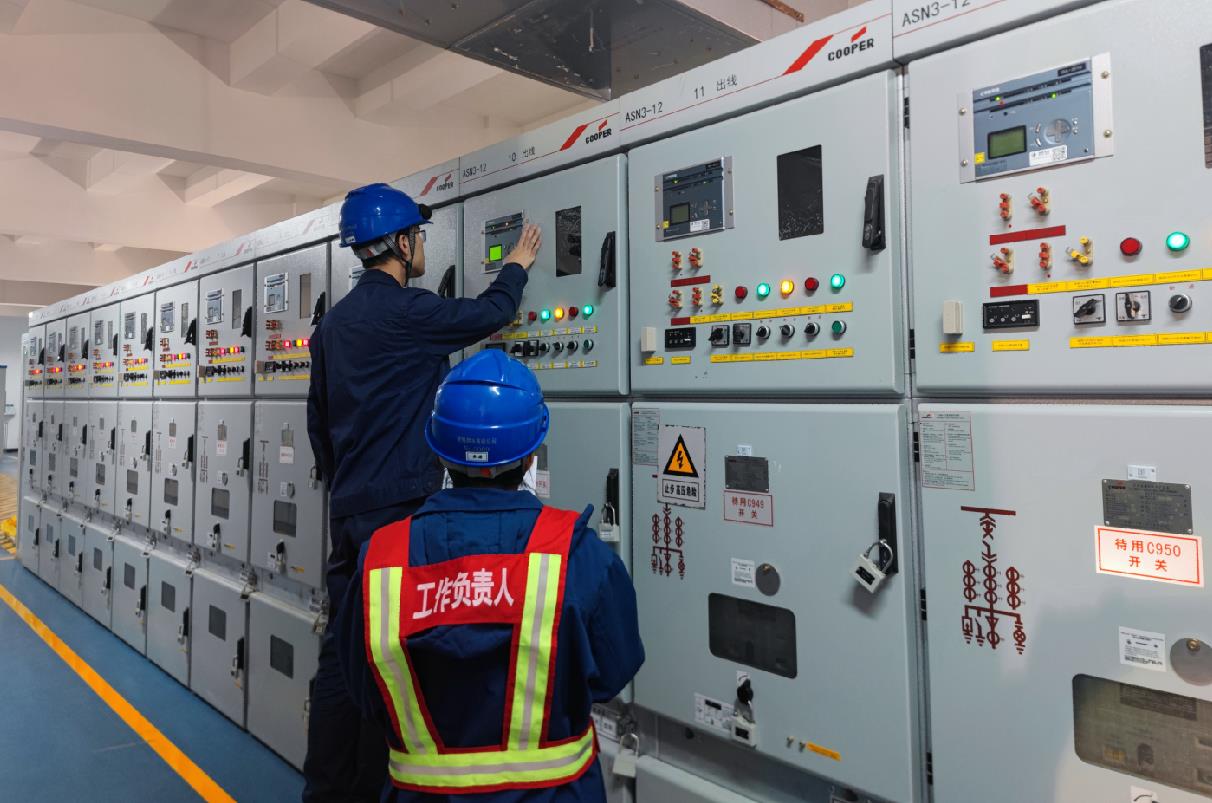 余姚市宏宇輸變電工程公司線路保護(hù)修改定值保障電網(wǎng)設(shè)備安全