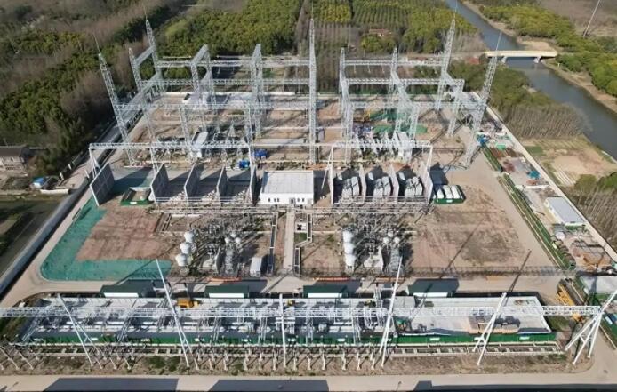 國網(wǎng)上海電力全面推動上海電網(wǎng)建設(shè)向智慧、綠色、低碳方向轉(zhuǎn)變