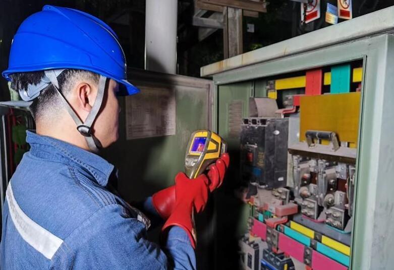 深圳供電局消除67條線路、237臺配變重滿載風(fēng)險
