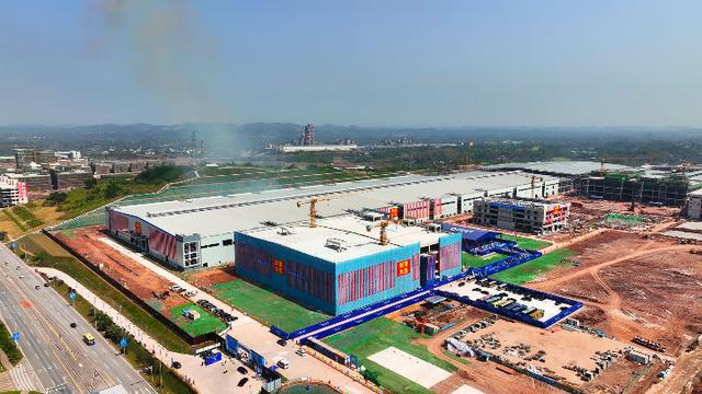 儲(chǔ)能新賽點(diǎn)：從百億工廠到巨頭加碼，發(fā)生了什么