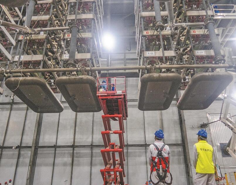 四川送變電公司強化±500千伏德陽換流站年檢現場安全管控