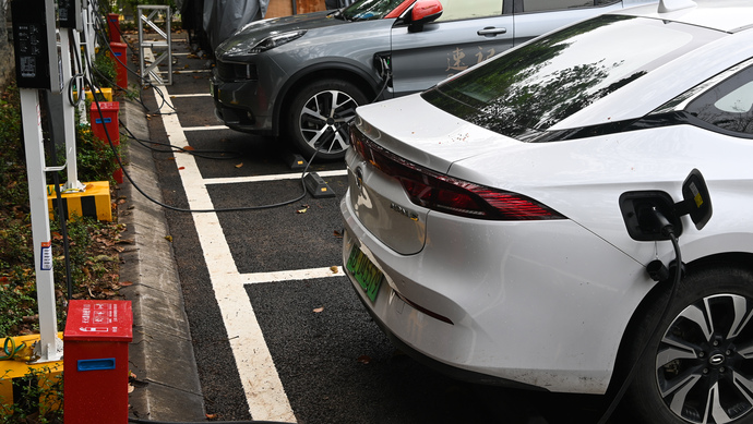 一級(jí)市場(chǎng)擁擠、二級(jí)市場(chǎng)遇冷，新能源賽道的下一個(gè)爆點(diǎn)在哪里？