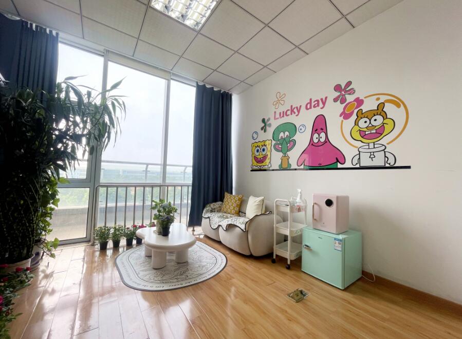 大唐環(huán)境特許經(jīng)營(yíng)分公司:小小母嬰室 濃濃關(guān)愛(ài)情