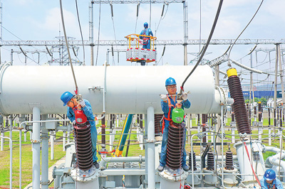 高溫來襲，電力迎戰(zhàn)“尖峰時(shí)刻”