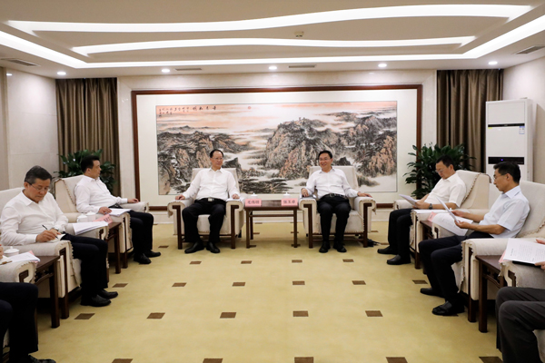 國(guó)務(wù)院國(guó)資委黨委書(shū)記、主任張玉卓會(huì)見(jiàn)湖南省委副書(shū)記、省長(zhǎng)毛偉明