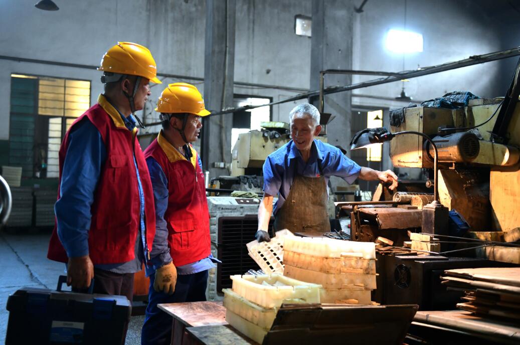 宏宇公司優(yōu)質(zhì)服務促生產(chǎn) 跟蹤回訪保安全