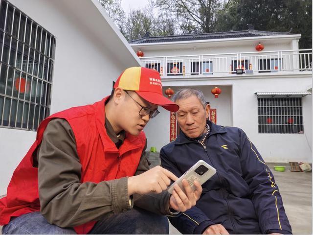 村網(wǎng)共建，讓村里老人生活更方便!