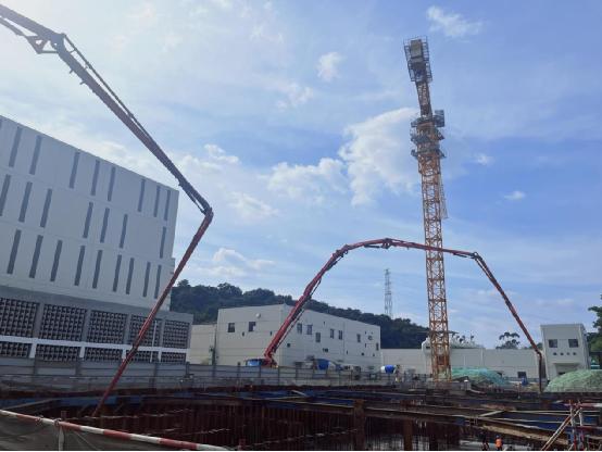 恒運(yùn)9F燃機(jī)綜合辦公樓基礎(chǔ)筏板及承臺、坡道底板澆筑完成