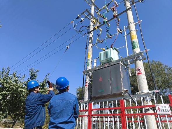 國網(wǎng)蘭州供電公司:優(yōu)工程 強(qiáng)電網(wǎng) 為鄉(xiāng)村振興添動能