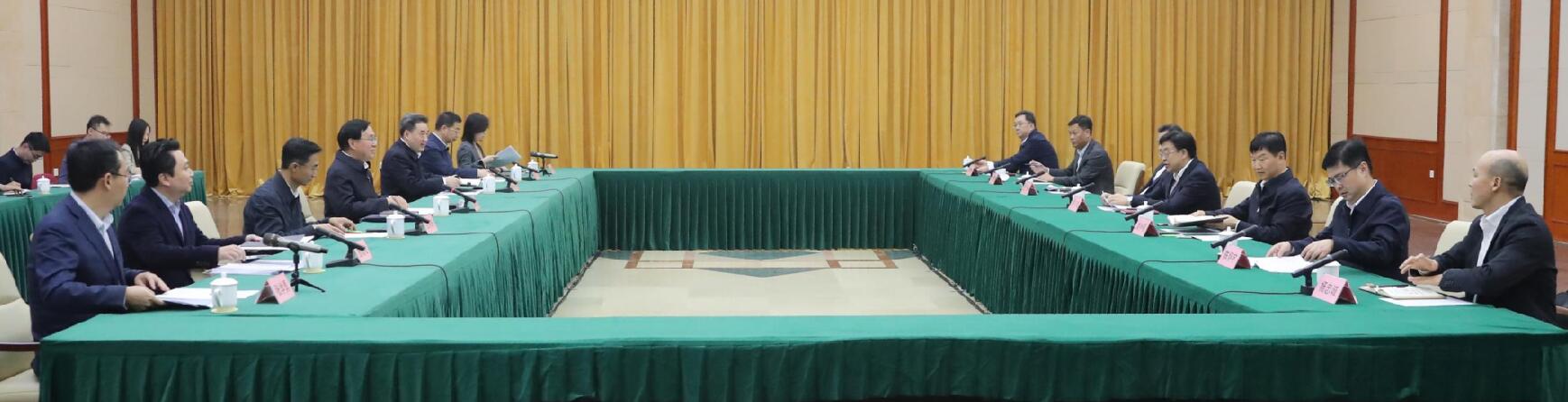 國資委黨委書記、主任張玉卓會見海南省委省政府主要負責同志