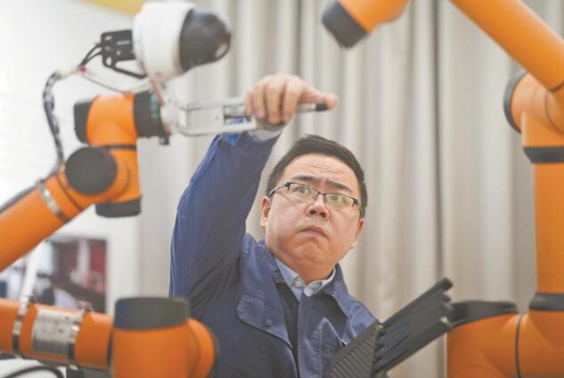 張霽明: 二十年深耕電力自動化領(lǐng)域