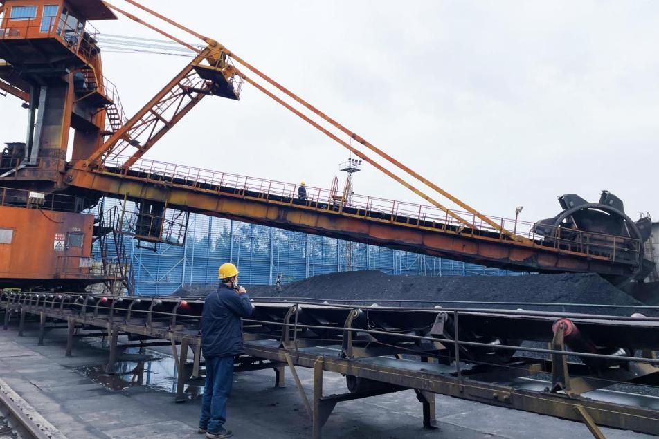 中國華能：強(qiáng)化供熱應(yīng)急管理 提升煤炭庫存?！翱诩Z