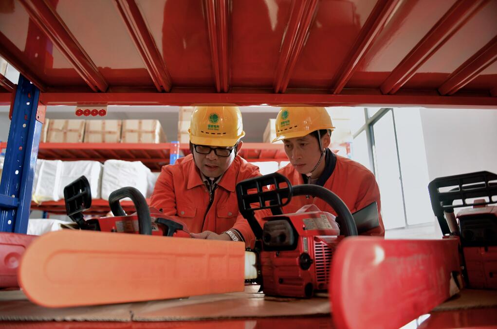 國(guó)網(wǎng)余姚市供電公司:寒潮保供 物資先行