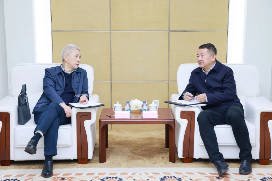 中國一重集團黨委書記、董事長徐鵬一行拜訪大唐環(huán)境黨委書記、董事長朱利明