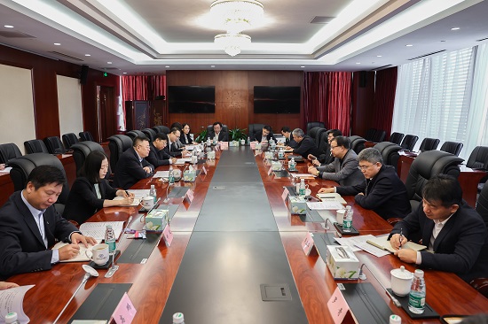 華能集團總經(jīng)理、黨組副書記鄧建玲拜訪中國進出口銀行黨委副書記、行長任生俊