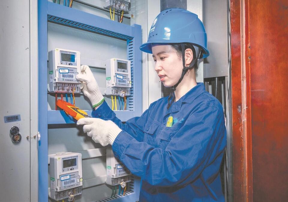 【國(guó)網(wǎng)特等勞模】倪萍:用專注的心做專業(yè)的事