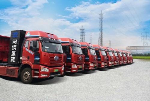 河鋼首座商業(yè)化氫油綜合站投入試運營近日，河鋼工業(yè)技術建設的河鋼首座商業(yè)化氫油綜合站正式投入試運營。新投入運營的商業(yè)化氫油綜合站采用35MPa加氫工藝，擁有1000kg/d的加氫能力。  這是河鋼工業(yè)技