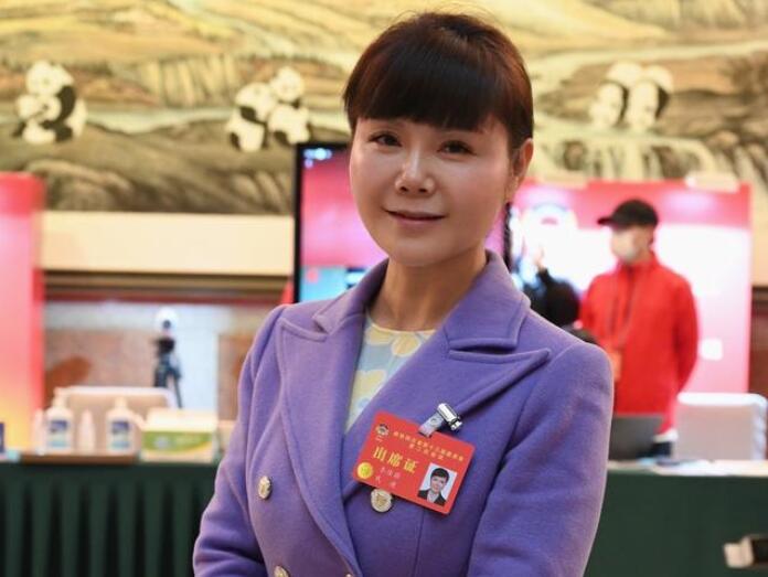 四川省政協(xié)委員李佳蔚：四川要優(yōu)化碳產(chǎn)品、參與碳交易，不斷完善碳設(shè)施